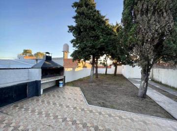 Casa · 85m² · 3 Ambientes · 2 Cocheras · Casa en Santa Teresita