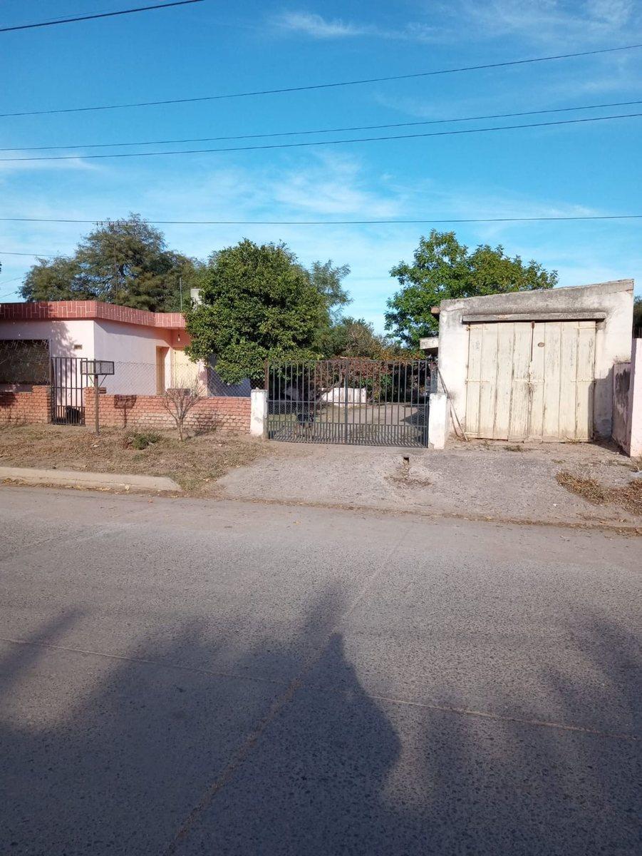 Av. Pellegrini 1800