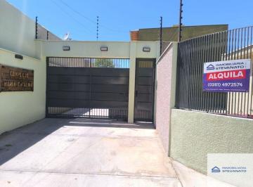 Casa de 4 ambientes, Maipú · Dúplex en Alquiler C/ Cochera en Maipú