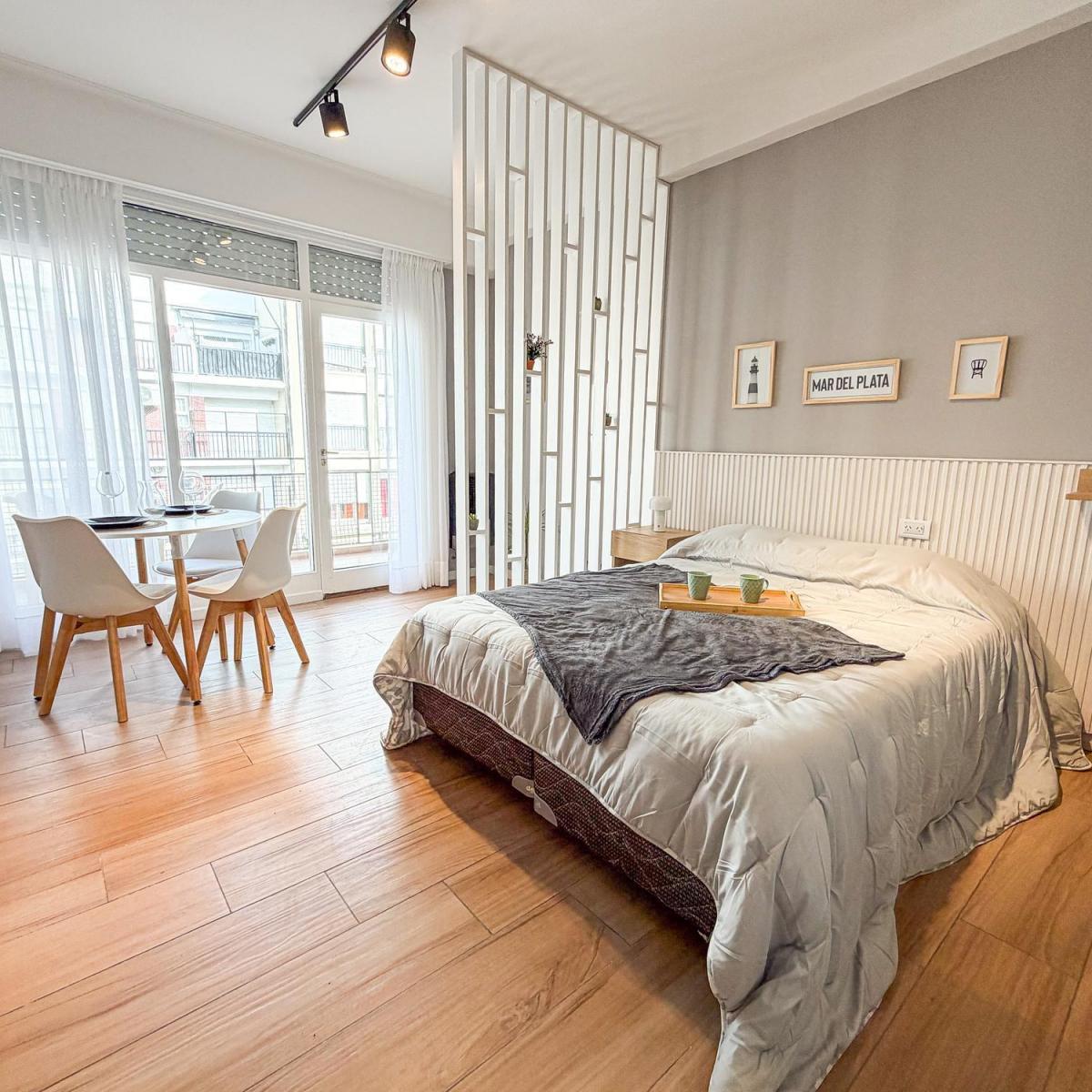 Departamento de 1 ambiente totalmente reciclado con balcón terraza