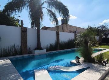 PISCINA VISTA HACIA EL FRENTE · Casa Venta 6 Ambientes San Vladimiro 2856 (Remedios de Escalada)
