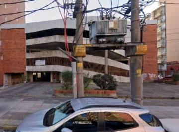 Garage · 12m² · Cochera Fija en Alquiler en Lanús Este, Lanús, G. B. a. Zona Sur