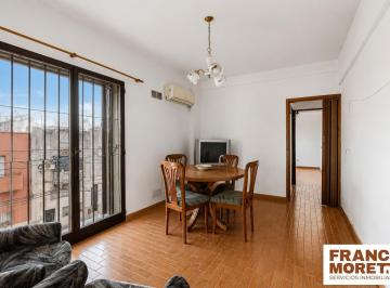 Departamento · 31m² · 2 Ambientes · Sol de Mañana y Ambientes Todo Luz: Tu Próximo Hogar o Inversión en La Boca