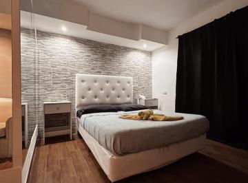 Hotel · 300m² · 19 Ambientes · 6 Cocheras · Hotel