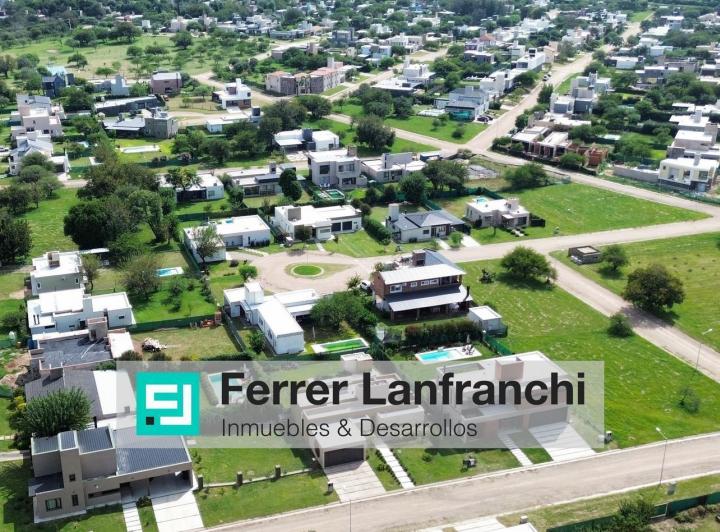 Terreno · 700m² · 1 Ambiente