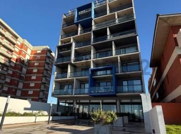 Departamento · 80m² · 3 Ambientes · 1 Cochera · Departamento 3 Ambientes, Piso Frente Al Mar con Cochera