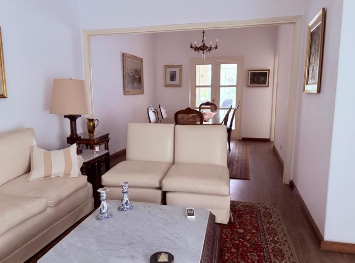 Casa · 169m² · 4 Ambientes · 1 Cochera