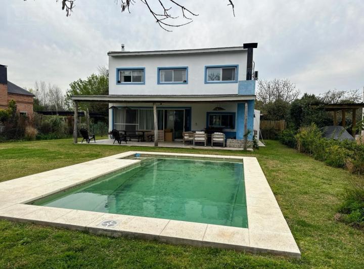 Casa · 148m² · 4 Ambientes · 1 Cochera