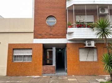 PH · 24m² · 2 Ambientes · Venta PH de 2 Ambientes en Mataderos con Parrilla