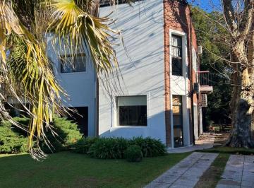 Casa de 7 ambientes, Berazategui · Club El Carmen – C/vistas Al Bosque - 3 Dorm C/pileta + Play + Quinchazo
