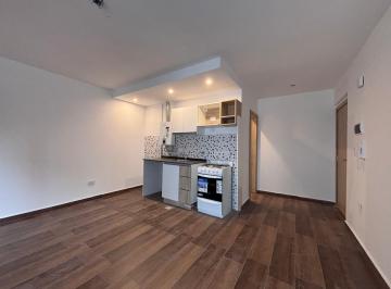 Departamento · 43m² · 2 Ambientes · Venta – Departamento de un Dormitorio Interno con Balcón. Juan Manuel de Rosas 1158 Piso 4 F. Barri