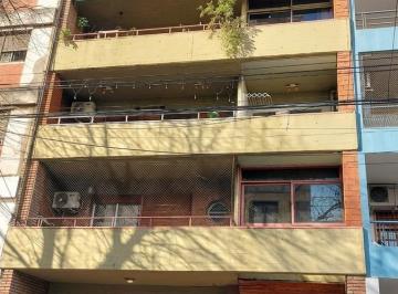 Departamento · 112m² · 5 Ambientes · 1 Cochera · Piso de 5 Ambientes en Venta en Floresta, con Terraza Propia, Quincho, Parrilla y Cochera!