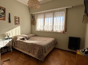 Casa · 160m² · 5 Ambientes · Casa en Venta - 4 Dorm. 1 Baño - 220 m - Mar del Plata