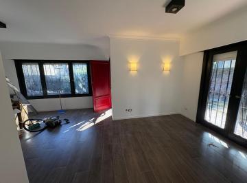 Casa · 110m² · 5 Ambientes · 2 Cocheras · Alquiler Casa 4 Ambientes San Isidro Jardin Parrilla