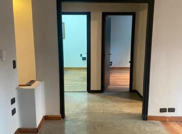 Oficina comercial · 50m² · 3 Ambientes · Oficina en Las Lomitas