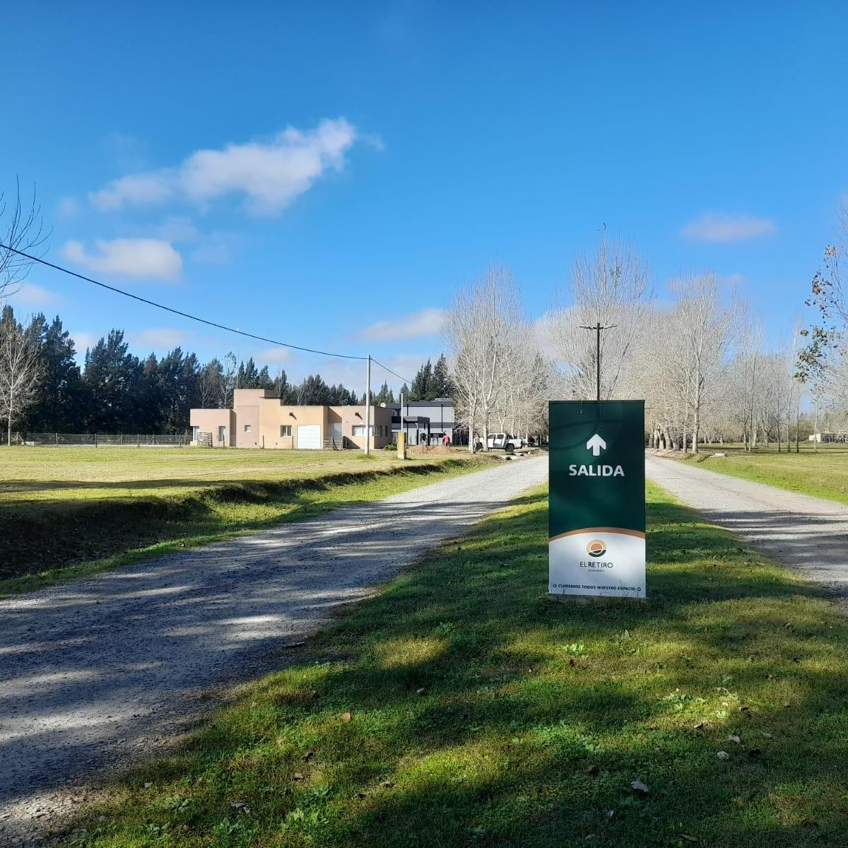 Ruta Provincial 2, El Retiro Ecobarrio, Brandsen