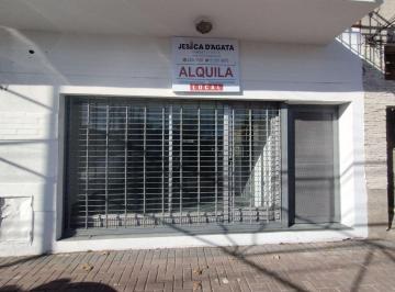 Local comercial · 81m² · 1 Ambiente · Local Al Frente Berazategui Oeste