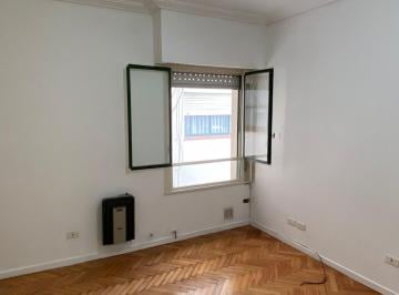 Departamento · 40m² · 2 Ambientes · Alquiler Caballito Planes Al 1000