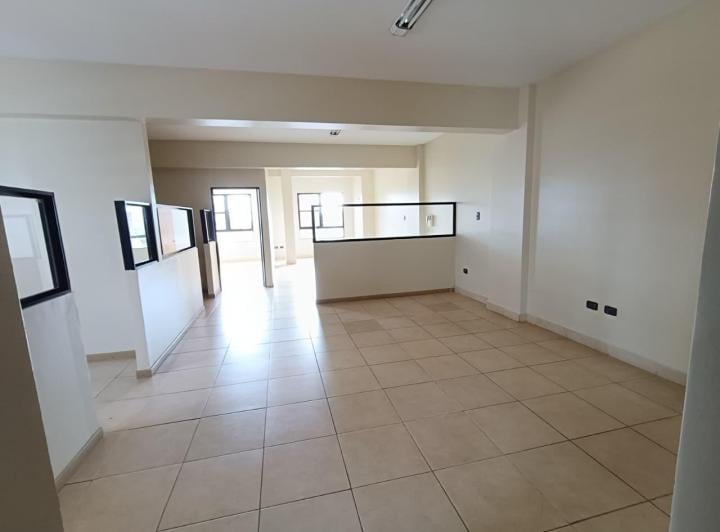 Oficina comercial · 100m²