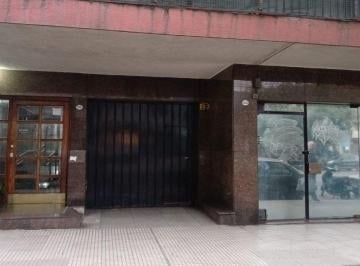 Departamento de 2 ambientes, Caballito · Venta Dto 2 Amb Al Frente, 9° Último Piso con Balconazo - a m Plaza Irlanda