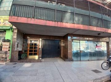 Departamento de 2 ambientes, Caballito · Venta Dto 2 Amb Al Frente, 9° Último Piso con Balconazo - a m Plaza Irlanda