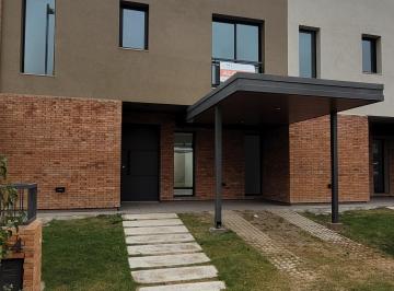 Casa de 4 ambientes, Córdoba · Dueño Alquila Duplex a Estrenar