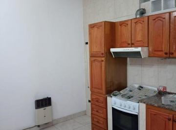 Departamento de 2 ambientes, La Matanza · Departamento 2 Ambientes con Balcón Al Frente – Primer Piso – Villa Celina