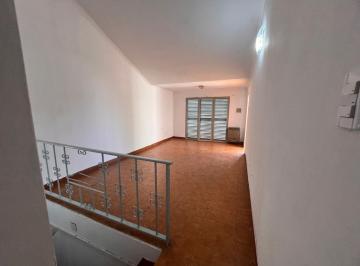 Casa · 270m² · 8 Ambientes · Casa con Local Comercial Av Churruarín, Paraná