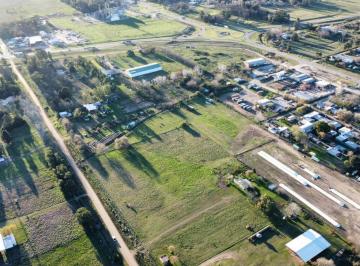 Quinta vacacional de 4 ambientes, General Belgrano · Casaquinta 98 m², Sobre 3,6 Ha Calle 206, General Belgrano, Provincia de Buenos Aires.