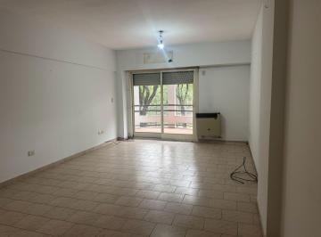Departamento · 68m² · 3 Ambientes · 1 Cochera · Departamento de 3 Ambientes C/cochera en Flores