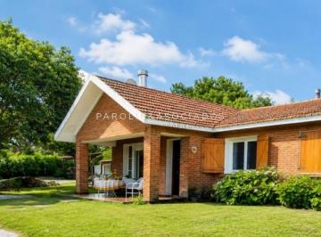 Foto1 · Casa en Venta de 4 Dorm. en Playa Mansa, Punta del Este