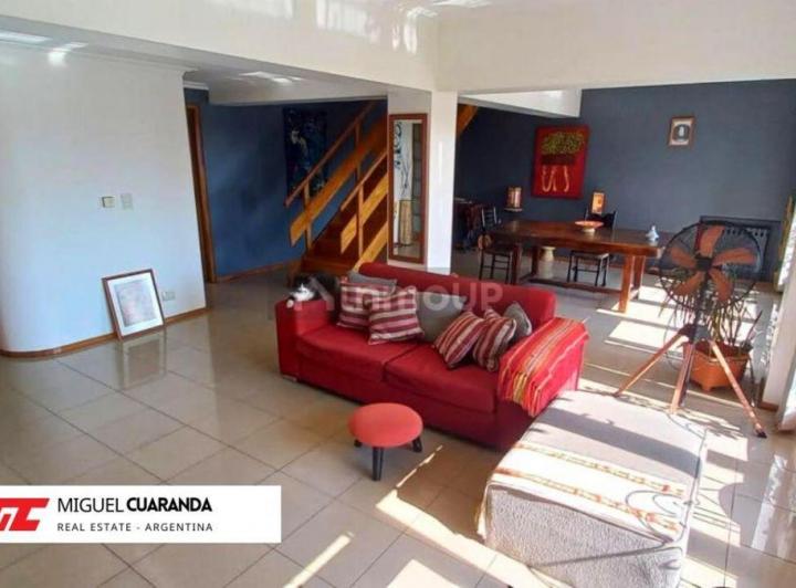 PH · 180m² · 7 Ambientes · 3 Cocheras