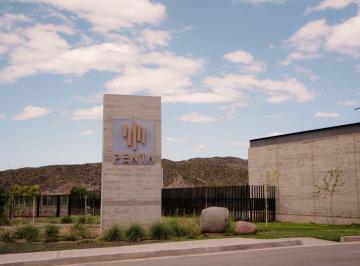 Terreno , Perdriel · Lote en Venta 778 m² en Barrio Penta · Posesión Inmediata