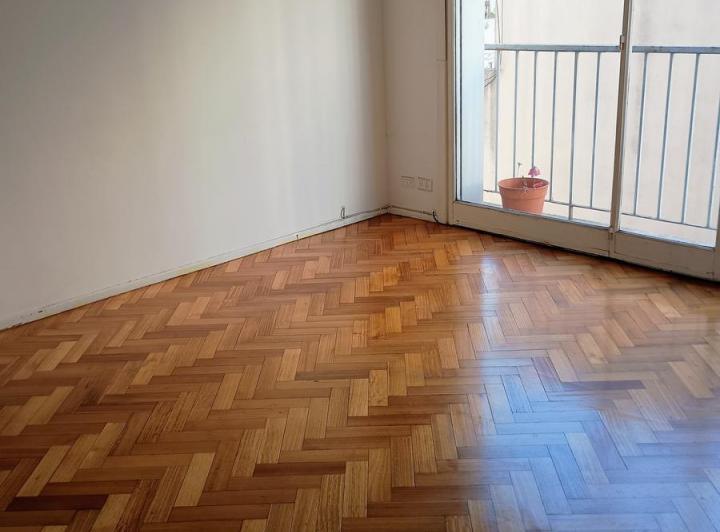 Alquiler Departamento 3 Ambientes Al Frente en Recoleta