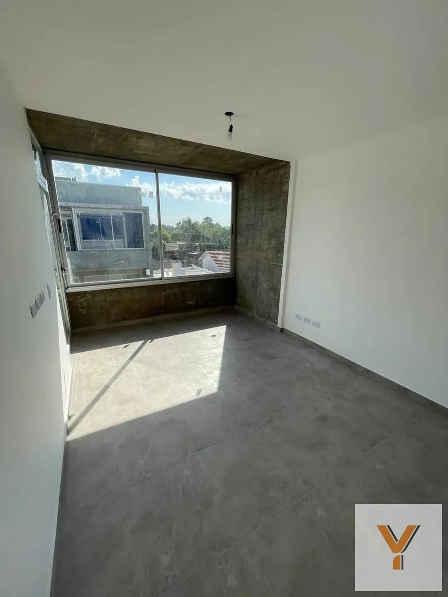 Sarmiento e/ Rio Gallegos y La Guarda