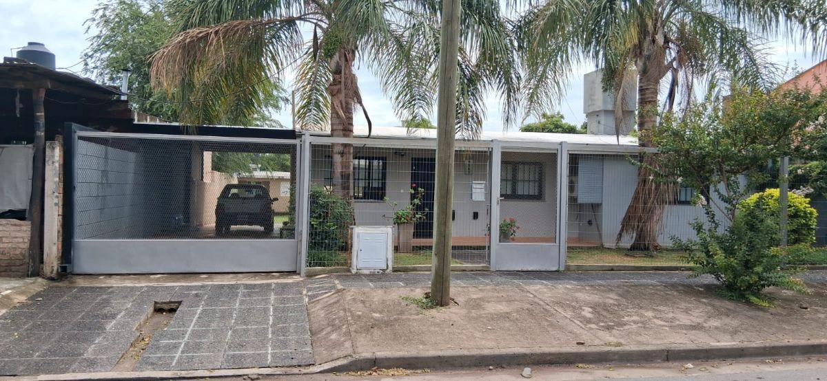 Casa 3 Dorm + Pileta - Villa Allende Parque