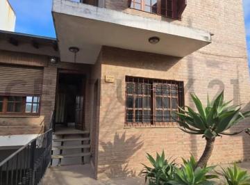 Casa · 190m² · 5 Ambientes · 1 Cochera · Casa en Venta Rio Ceballos! Excelente Lugar Para Vivir y Descansar