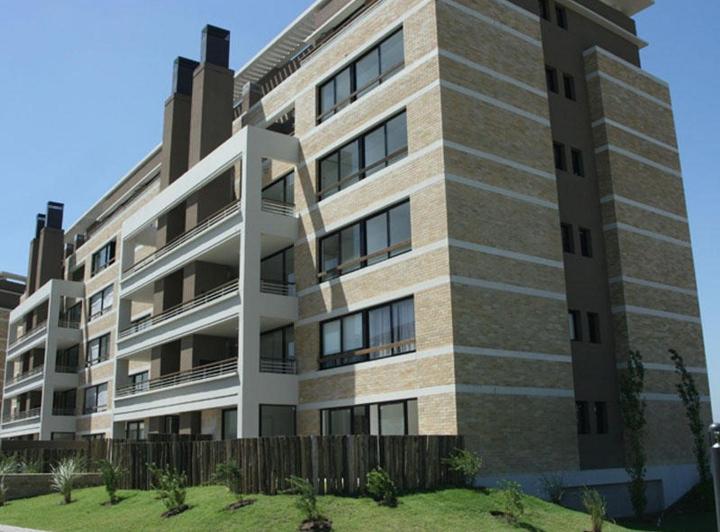 Departamento · 80m² · 3 Ambientes · 1 Cochera