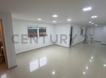 Departamento · 92m² · 3 Ambientes · 1 Cochera · Excelente 3 Ambientes en Planta Baja con Patio y Cochera Pilar