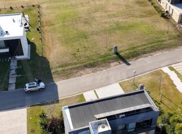 Terreno · 850m² · Terreno en Venta Terralagos Canning, Barrio Plaza