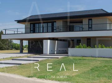 Casa · 425m² · 6 Ambientes · 2 Cocheras · Casa en Venta, 6 Ambientes, en La Providencia Country Club Canning, a Estrenar