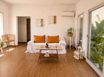 Casa · 115m² · 4 Ambientes · 3 Cocheras · Casa en Venta, 4 Ambientes, San Sebastian, Pilar, Financiable