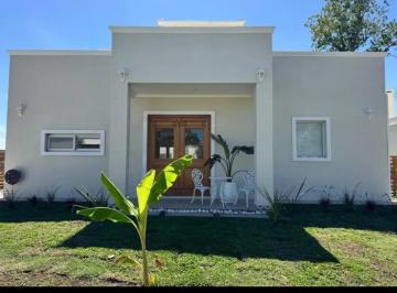 Casa · 170m² · 5 Ambientes · 2 Cocheras · Casa en Venta, 5 Ambientes, Pilar del Este, Pilar
