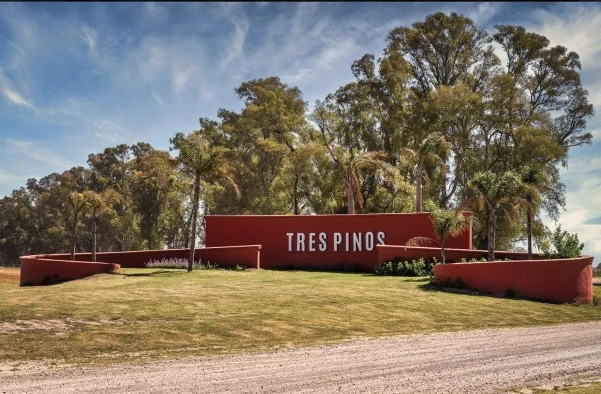 Ruta Provincial 6 Km 149 S/N,  Villa de Campo Los Tres Pinos, Luján