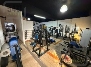 Local comercial · 201m² · Venta Local de 200 m² Actualmente Gimnasio en San Martin