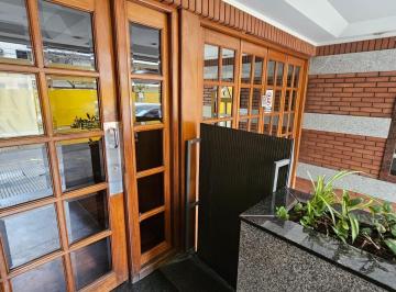 Departamento · 56m² · 3 Ambientes · Caballito: Semipiso 3 Amb Contrafrente con Balcón.