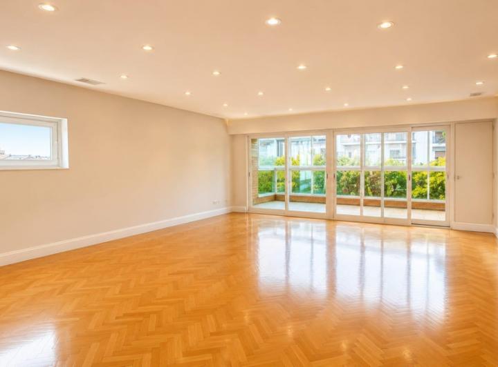 Venta Departamento 6 Ambientes de Categoría con Vista a Plaza Francia - Recoleta