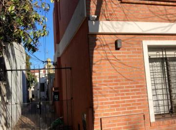 PH · 37m² · 2 Ambientes · PH en Venta - 1 Dormitorio 1 Baño - 37 m² - Quilmes