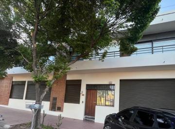 Oficina comercial · 225m² · Oficina en Alquiler Godoy Cruz