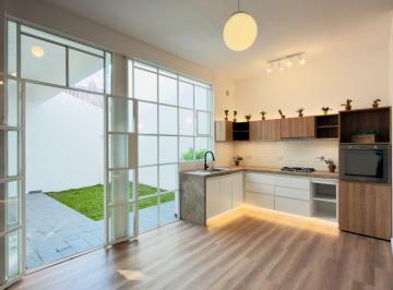 Casa de 5 ambientes, Parque Chas · Dueño Vende Hermosa Casa Lote Propio en Parque Chas 5 Amb 250 m Totales
